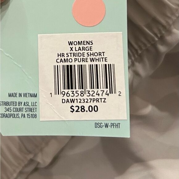 DSG Women’s high rise stride short camo gray pure white 3 inch new with tags - Picture 11 of 14